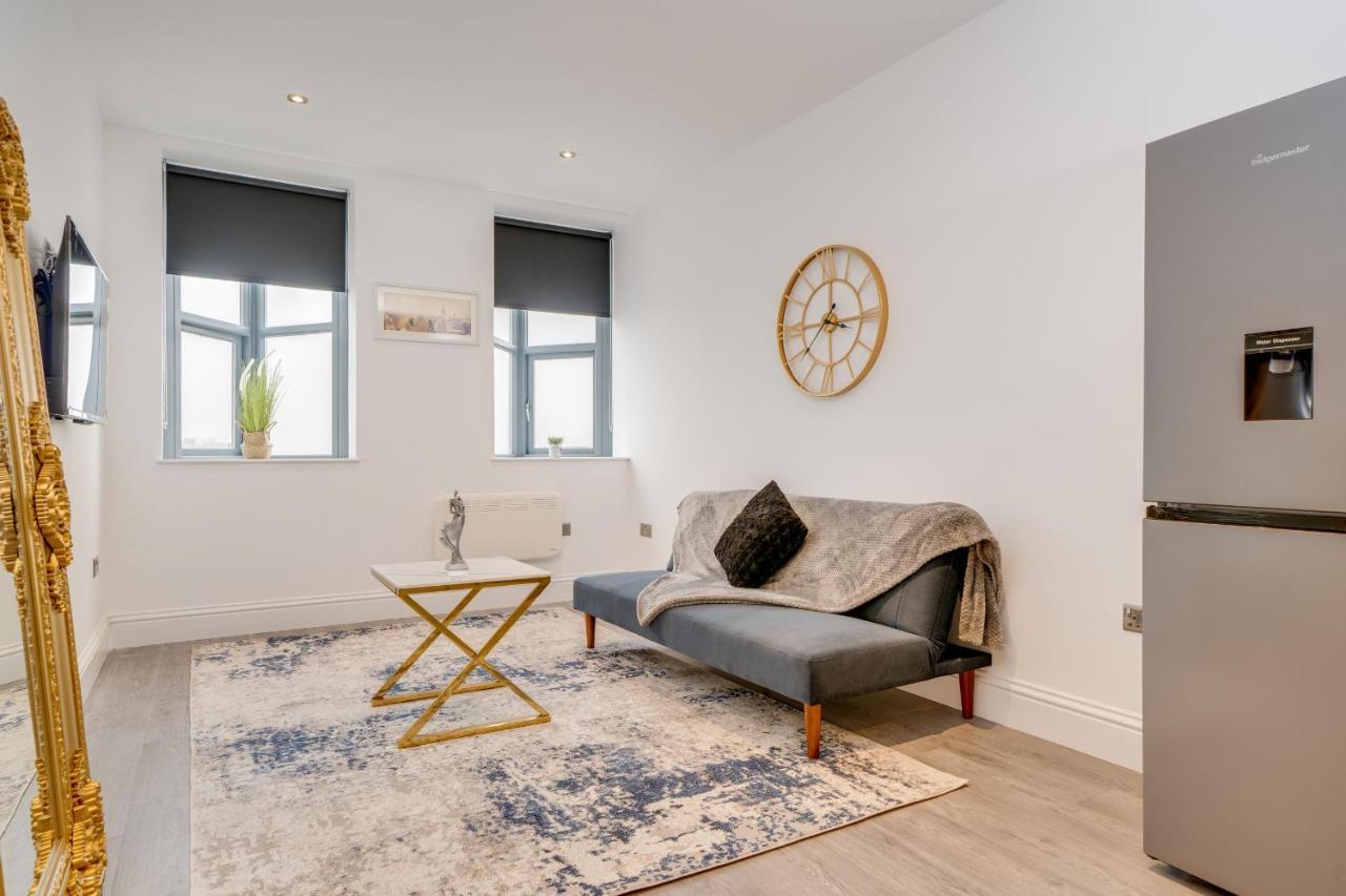 Town House Apartments Wakefield Bagian luar foto