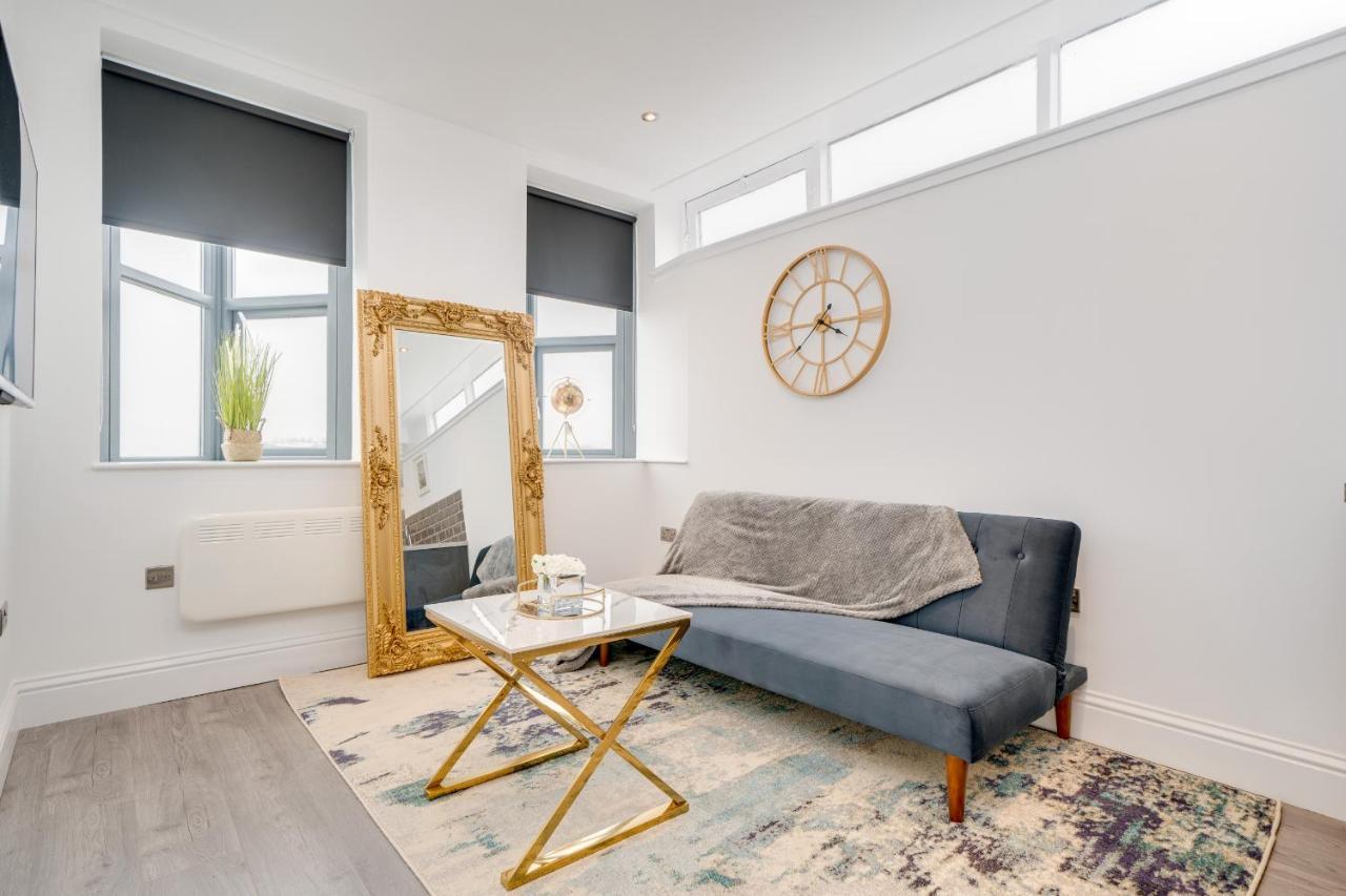 Town House Apartments Wakefield Bagian luar foto