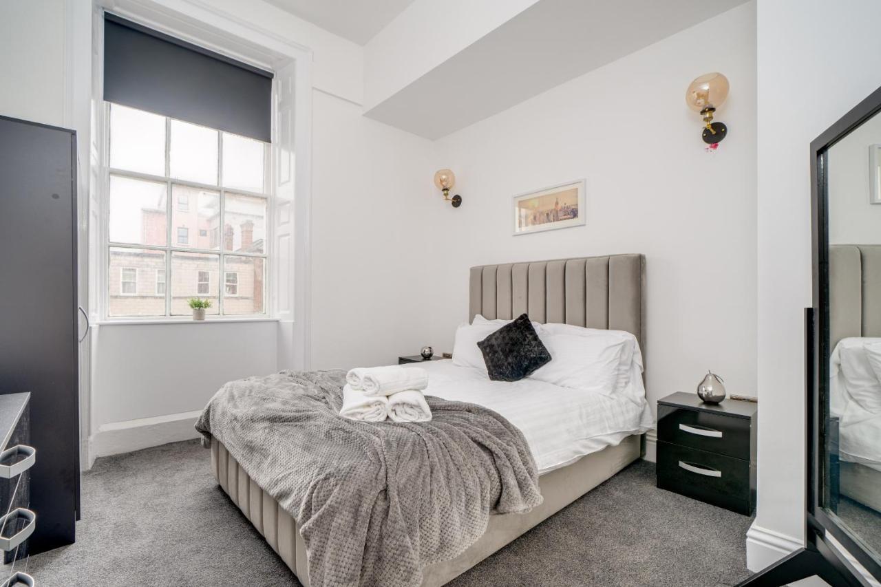 Town House Apartments Wakefield Bagian luar foto