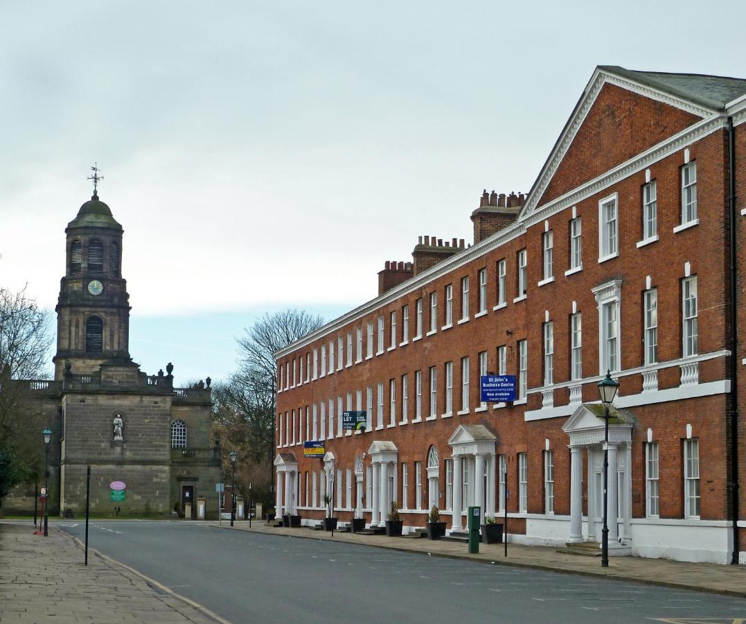 Town House Apartments Wakefield Bagian luar foto