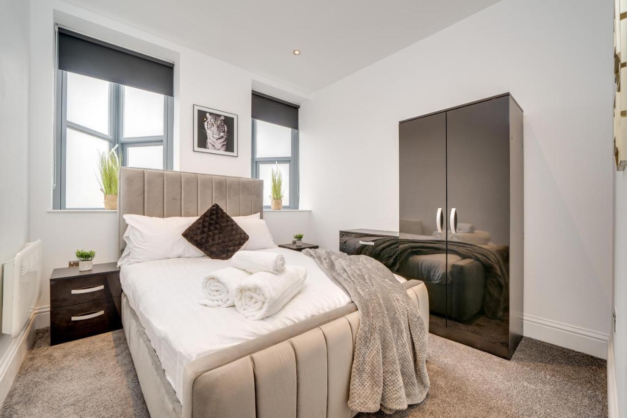 Town House Apartments Wakefield Bagian luar foto